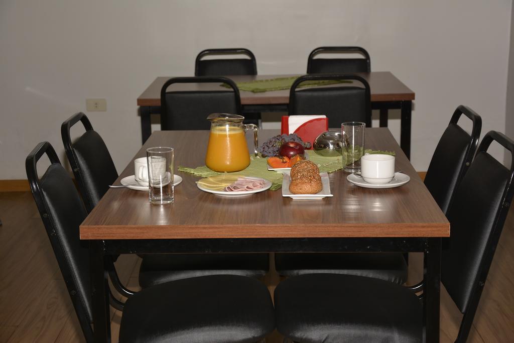 Hotel Salzburgo Ciudad del Este Værelse billede