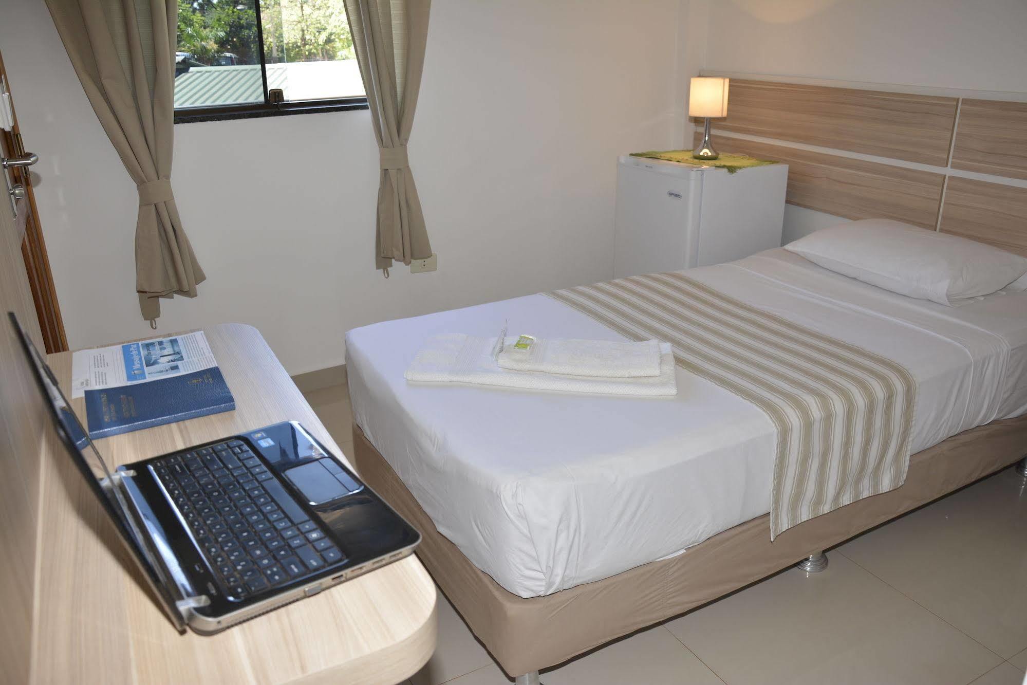 Hotel Salzburgo Ciudad del Este Eksteriør billede