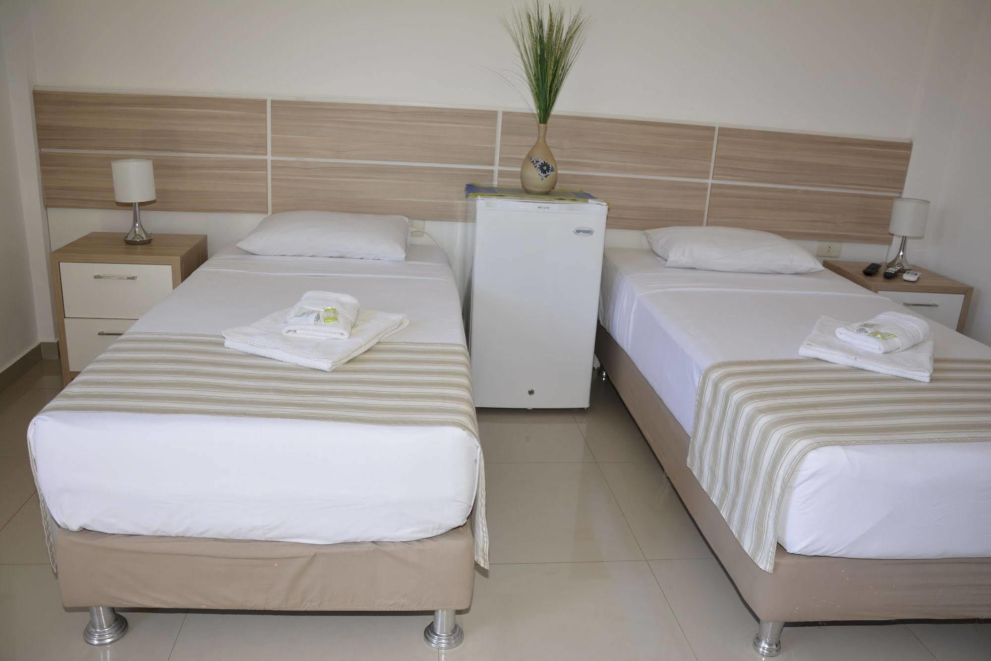 Hotel Salzburgo Ciudad del Este Eksteriør billede